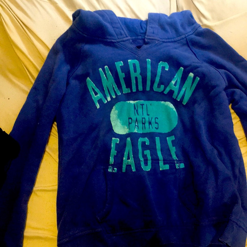 Blue with till blue writing American Eagle hoodie size extra large women’s
